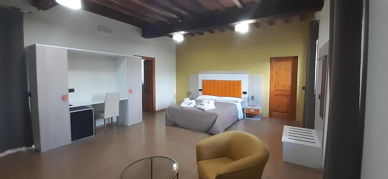 Castello Di Marano Sul Panaro - Room & Breakfast Eksteriør billede